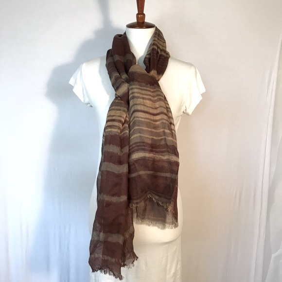 WOT Lightweight Scarf - Picture 1 of 10